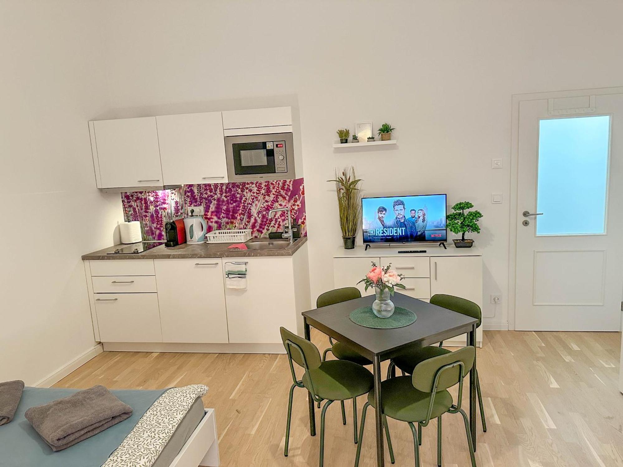 Apartment Cozy By Wenceslas Square And Main Train Station